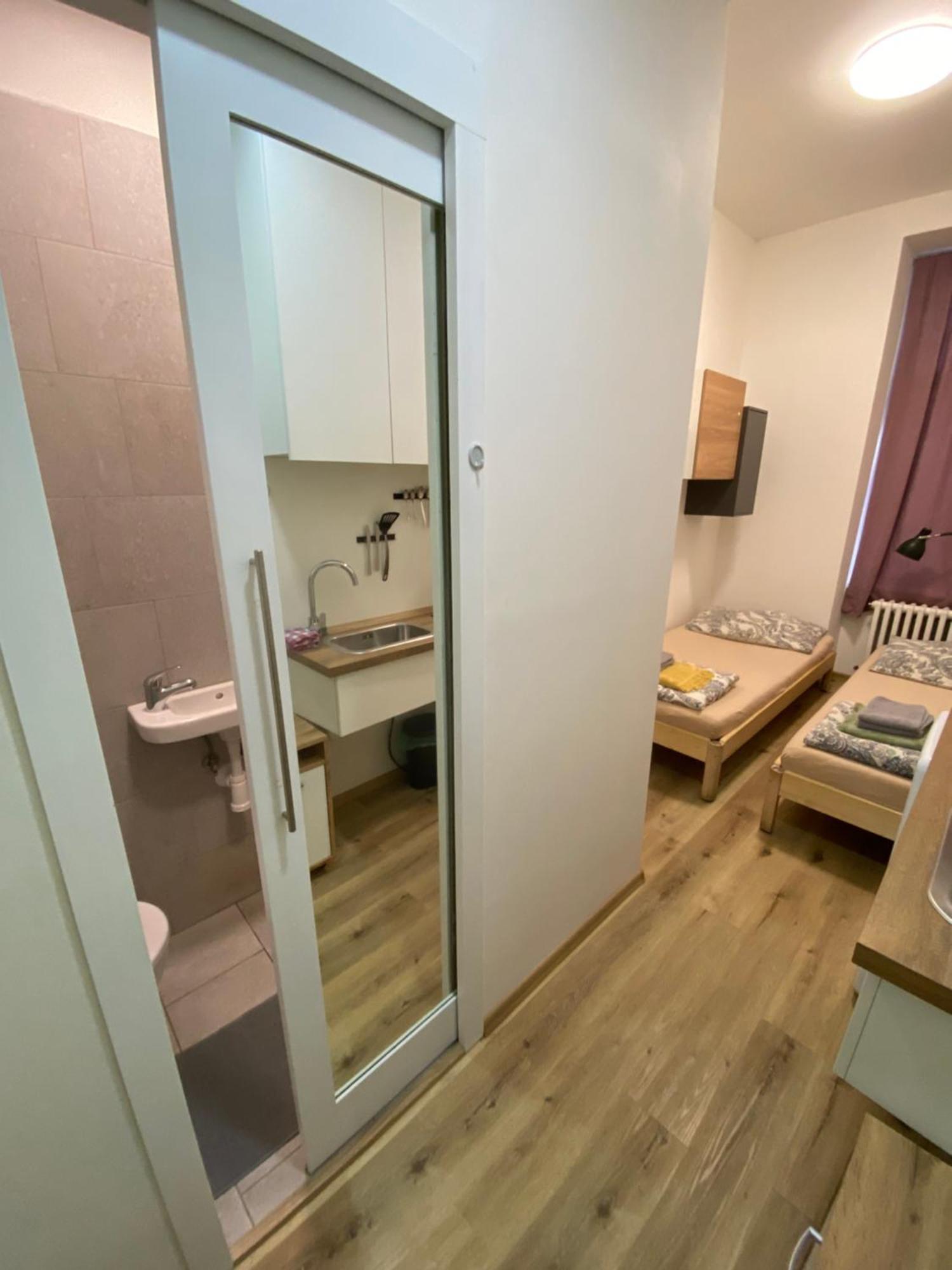 Minato Apartments Ostrava Center Luaran gambar